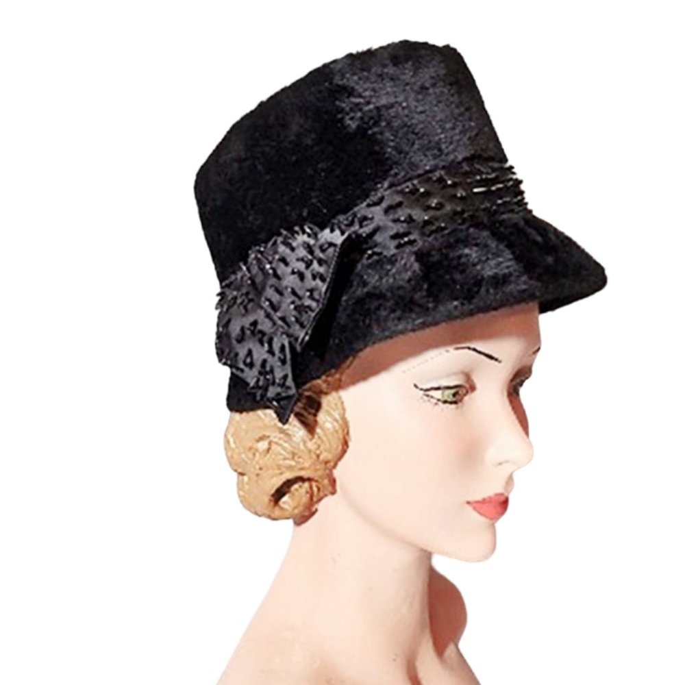 1960s True Vintage Black Cloche Style Tall Brimmed Hat With Beads And A Bow - Picture 2 of 5